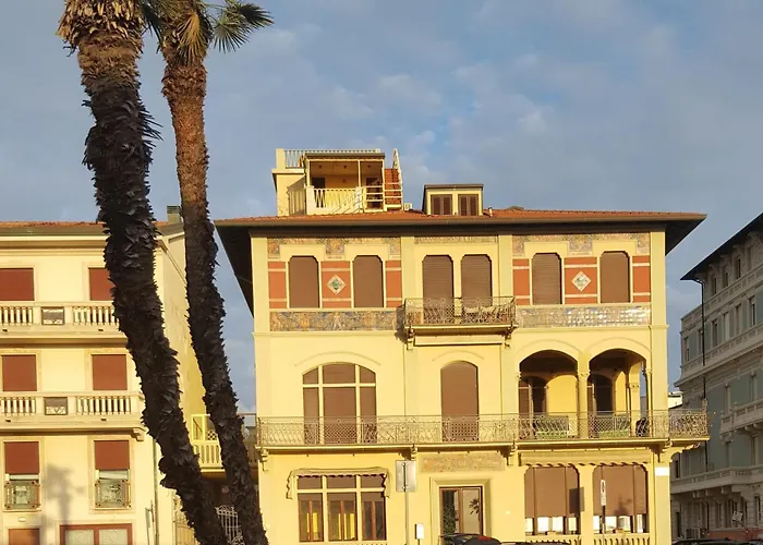 Belle Epoque Apartment